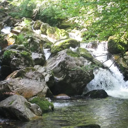 アパート Apartmenthaus Berdnik *