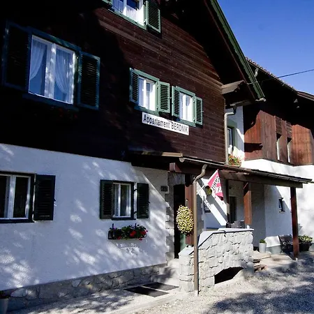 Apartmenthaus Berdnik アパート