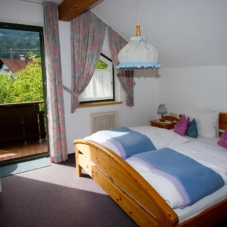 Apartmenthaus Berdnik Daire *